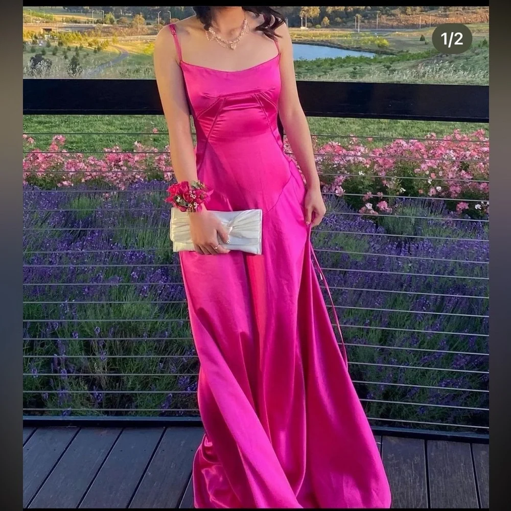 HOUSE‎ OF CB 'Anabella' Fuchsia Lace Up Maxi Dress NWOT pink size L A-C - Picture 9 of 12